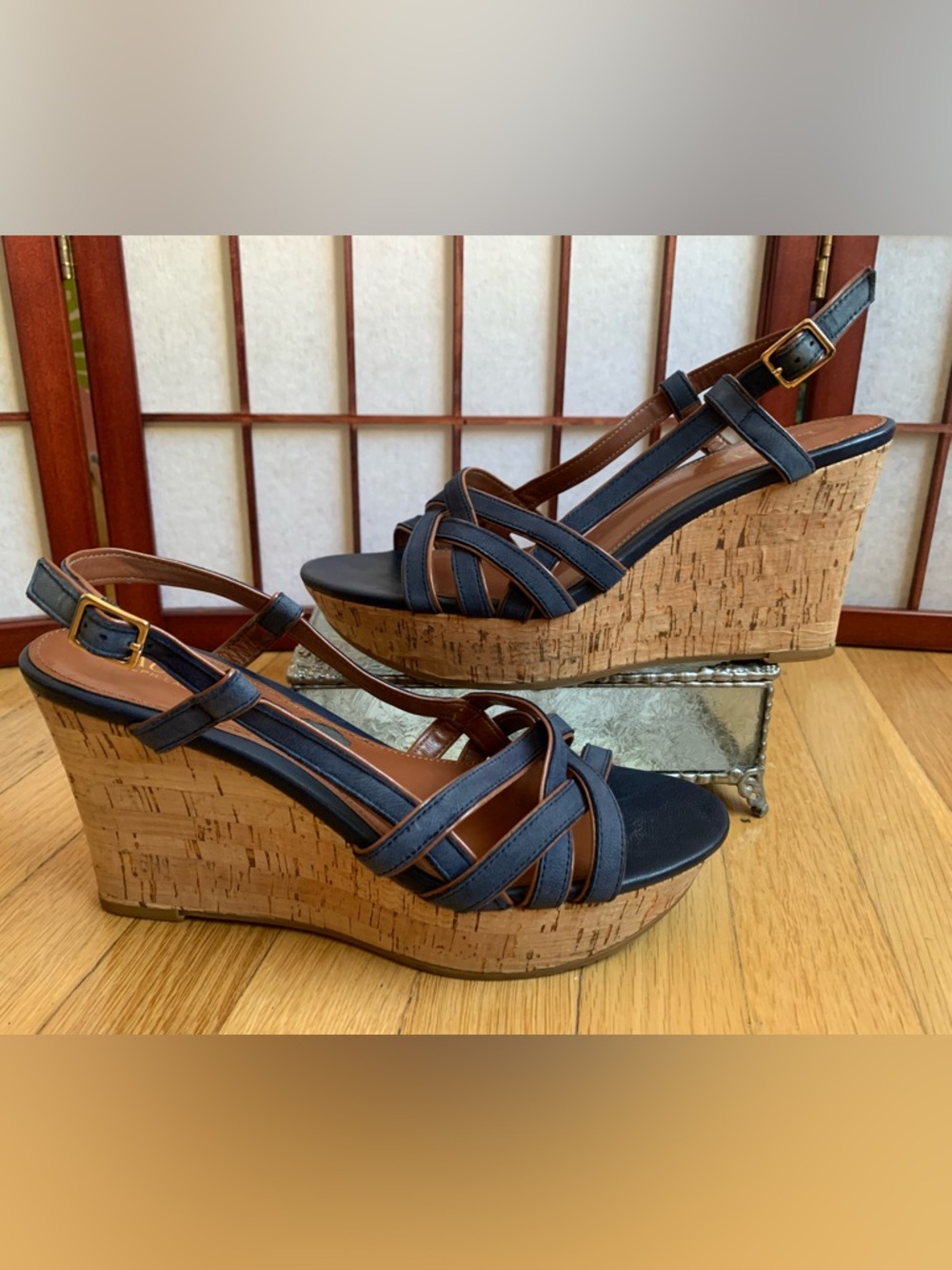 GUC Lauren Ralph Lauren Navyblue Strappy Cork Hi- Wedge Sandals in Size 8B
